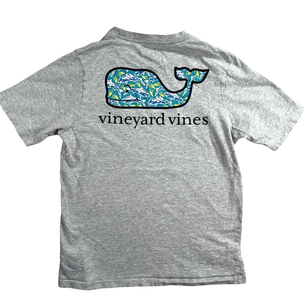 Vineyard Vines Boys Gray Shark Print Whale Logo Pocket T-Shirt Size M 12-14 - Picture 2 of 4